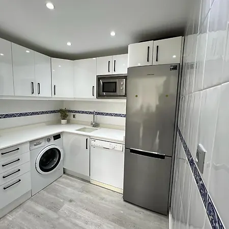 Fuengirola, Dona Sofia Amazing Sea View דירה פואנגירולה