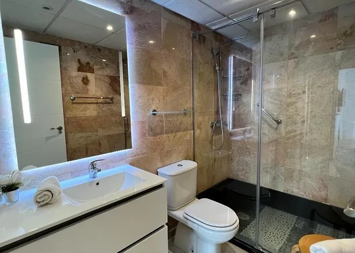 Fuengirola, Dona Sofia Amazing Sea View * Фуенхірола