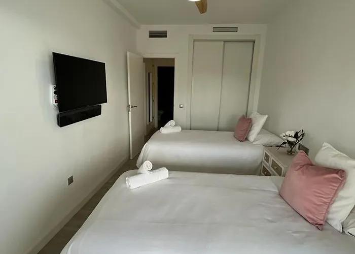 Fuengirola, Dona Sofia Amazing Sea View * Фуенхірола