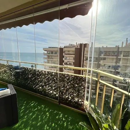 公寓 Fuengirola, Dona Sofia Amazing Sea View 丰希罗拉